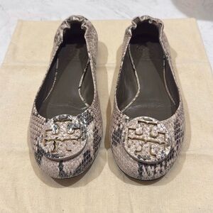 Tory Buch Balet Flats.  Snake Print.  Size 6.